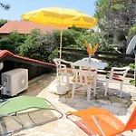 Tin By Interhome * Vir