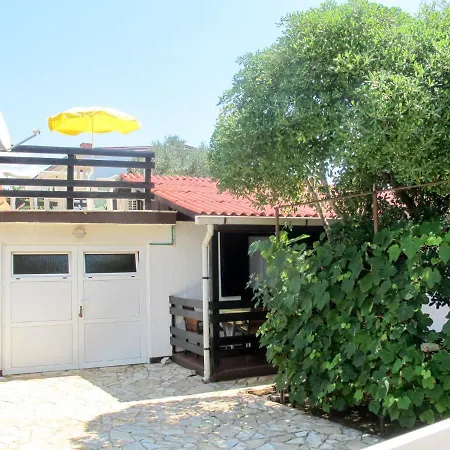 Tin By Interhome * Vir