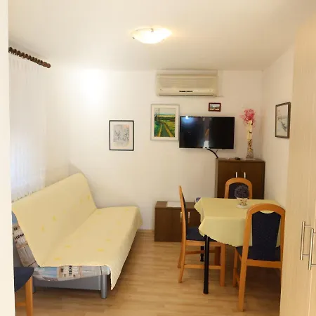 Tin - Vir101 By Interhome * Vir